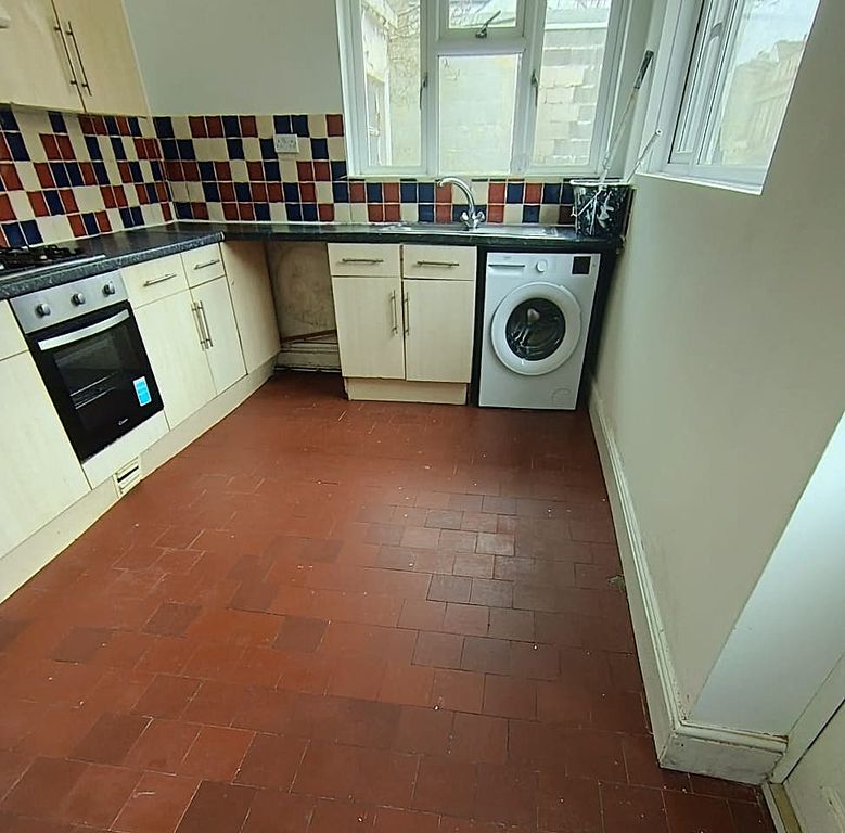 Property photo 3 of 9