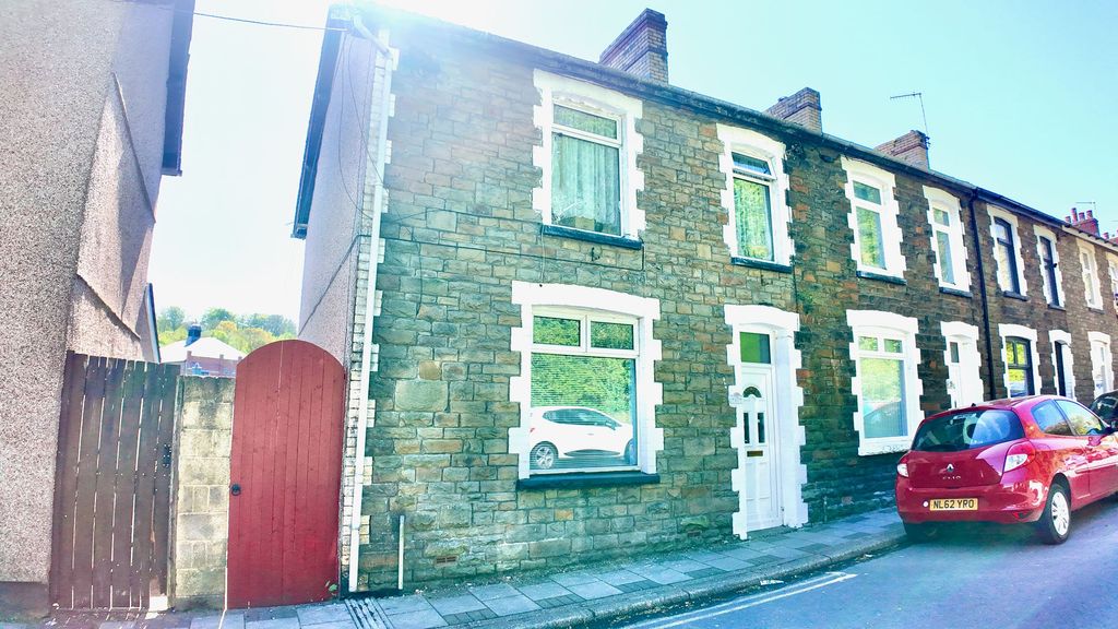 Property photo 2 of 32