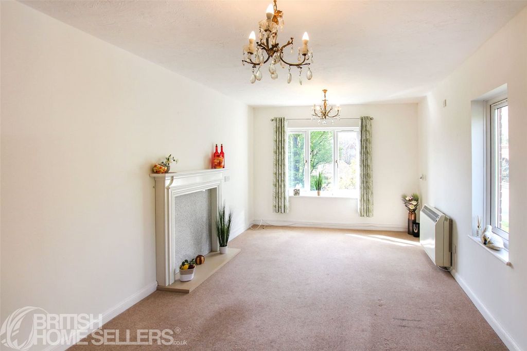 Property photo 3 of 12 Picture No. 17