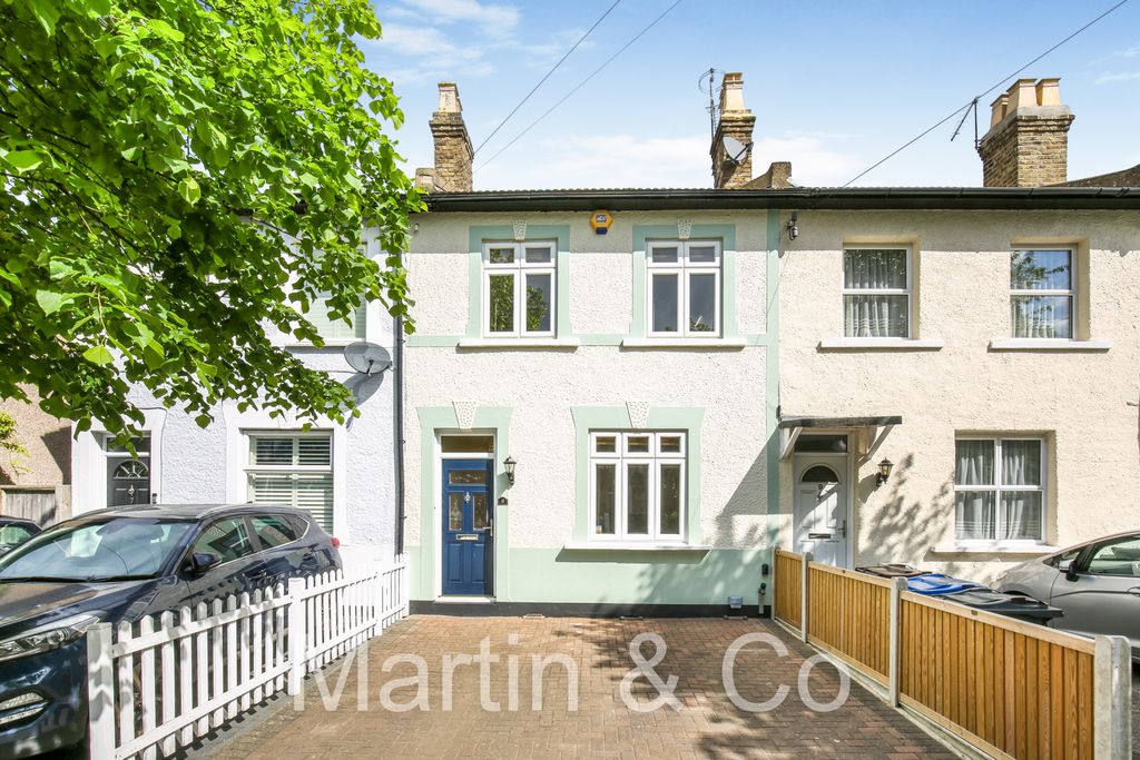 Property photo 1 of 22