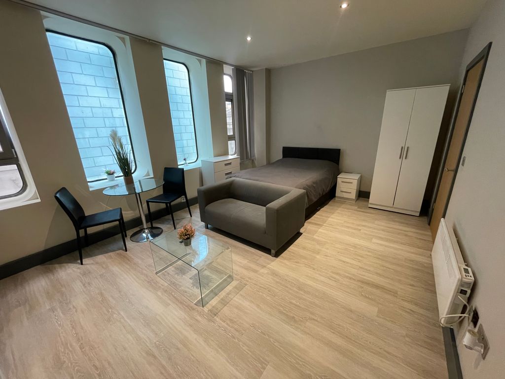 Property photo 1 of 5