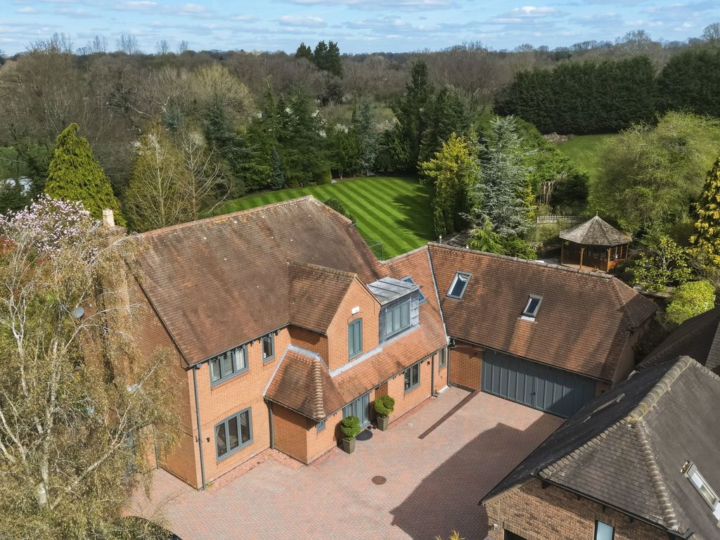 Property photo 1 of 38