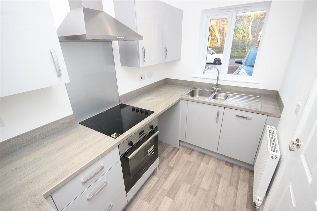 Property photo 3 of 11 Img_0466.Jpg