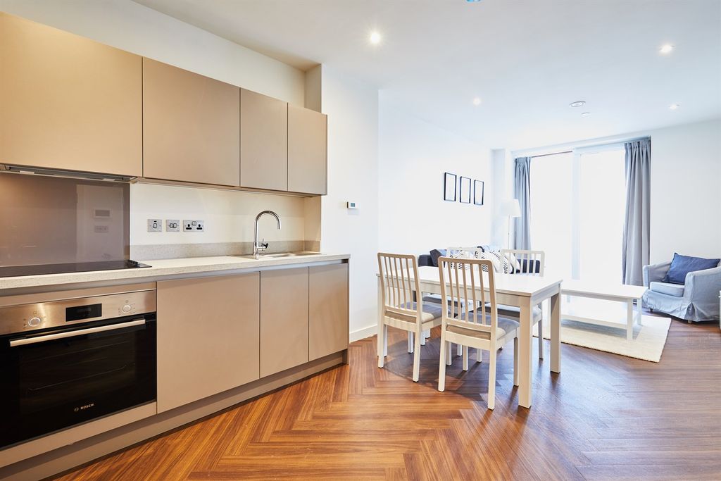 Property photo 1 of 16 (Main)