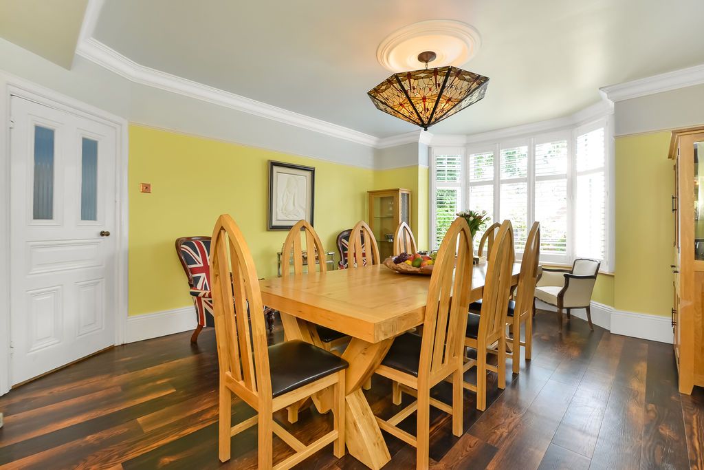 Property photo 3 of 22 Dining Area