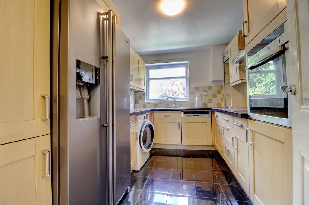 Property photo 3 of 11 Picture No. 04
