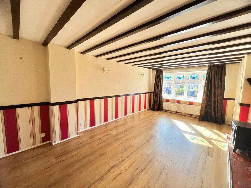 Property photo 3 of 15 Picture No. 04