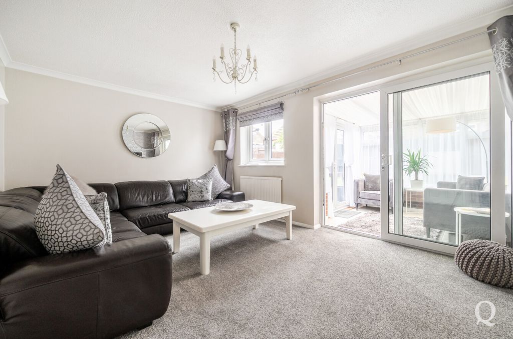 Property photo 2 of 21 8529685d-57cd-4E0...