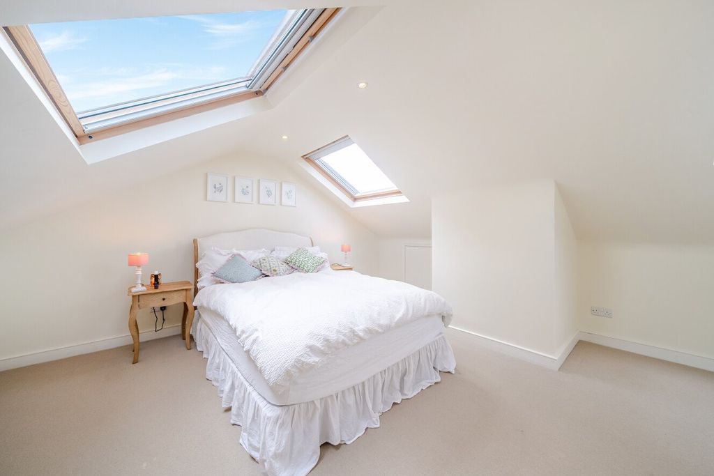Property photo 3 of 17 Picture No. 69