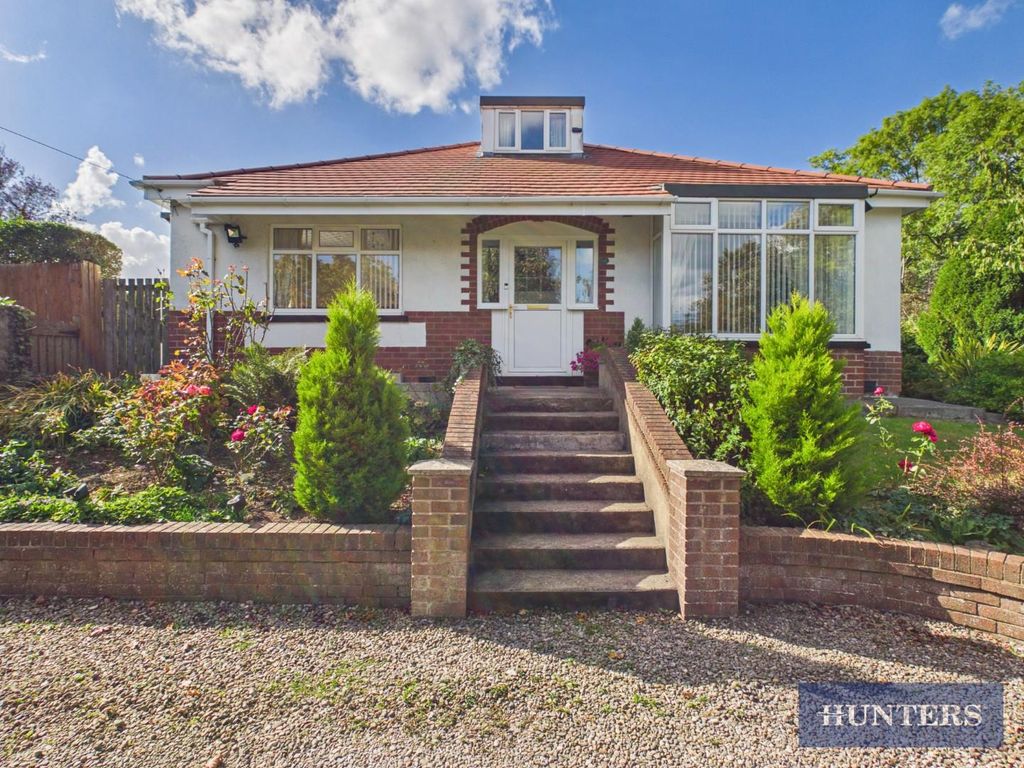 Property photo 1 of 18 Front