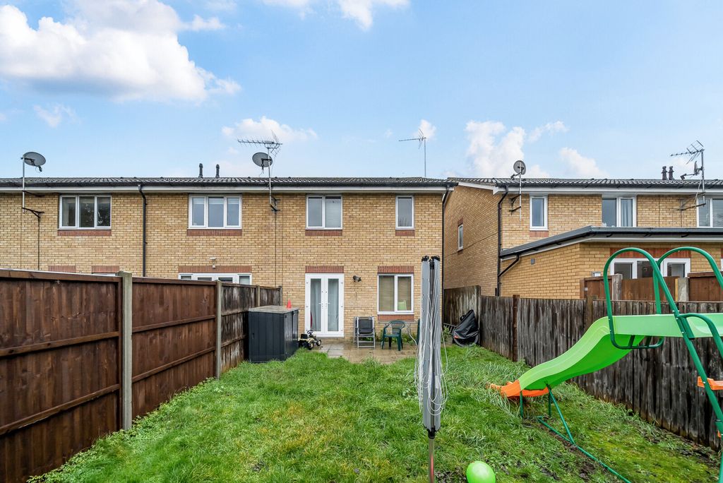 Property photo 3 of 13 1397795-4-6966526...