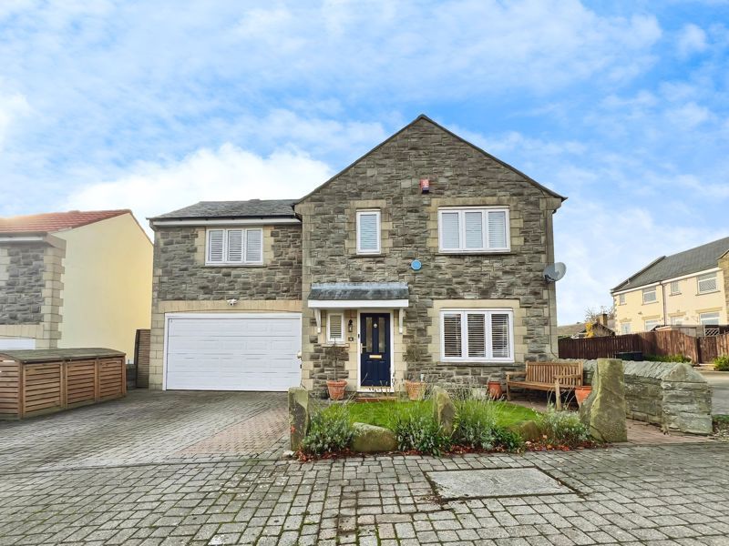 Property photo 1 of 49 Photo 21