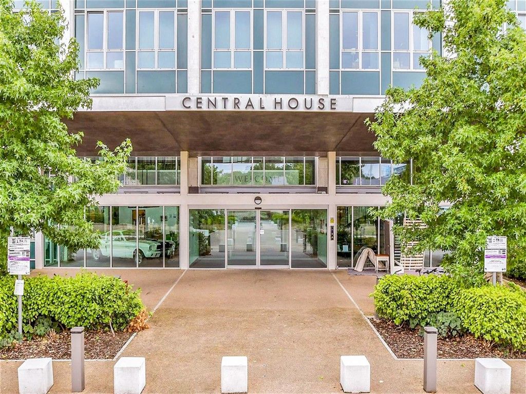 Property photo 3 of 13 Front Of Flats