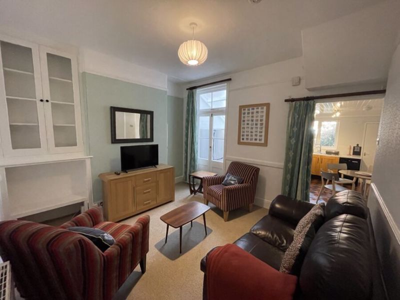 Property photo 3 of 11 Photo 5