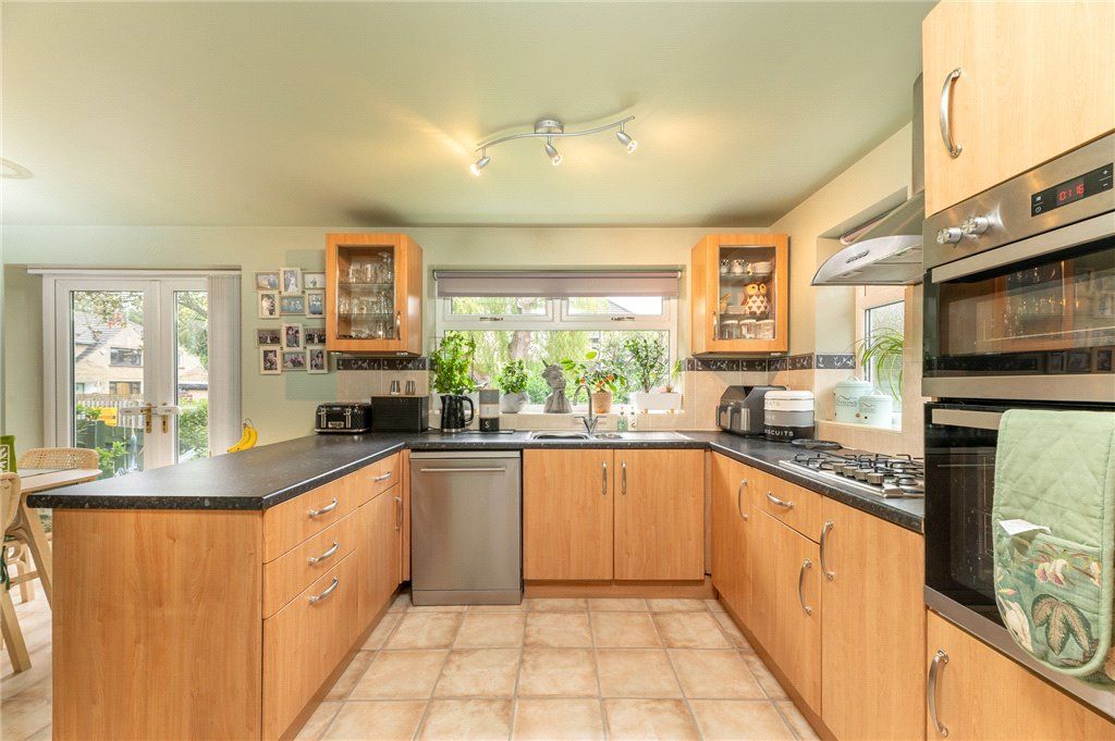 Property photo 3 of 22 Avondale Road