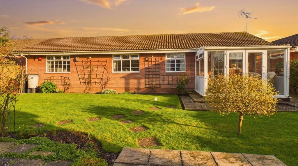 Property photo 1 of 30