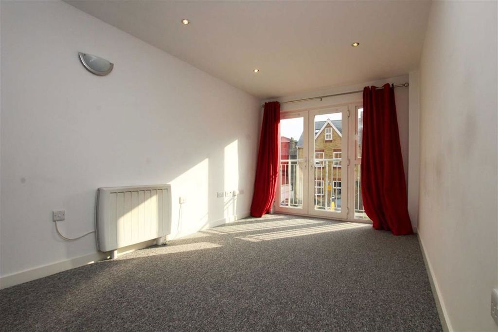 Property photo 2 of 5