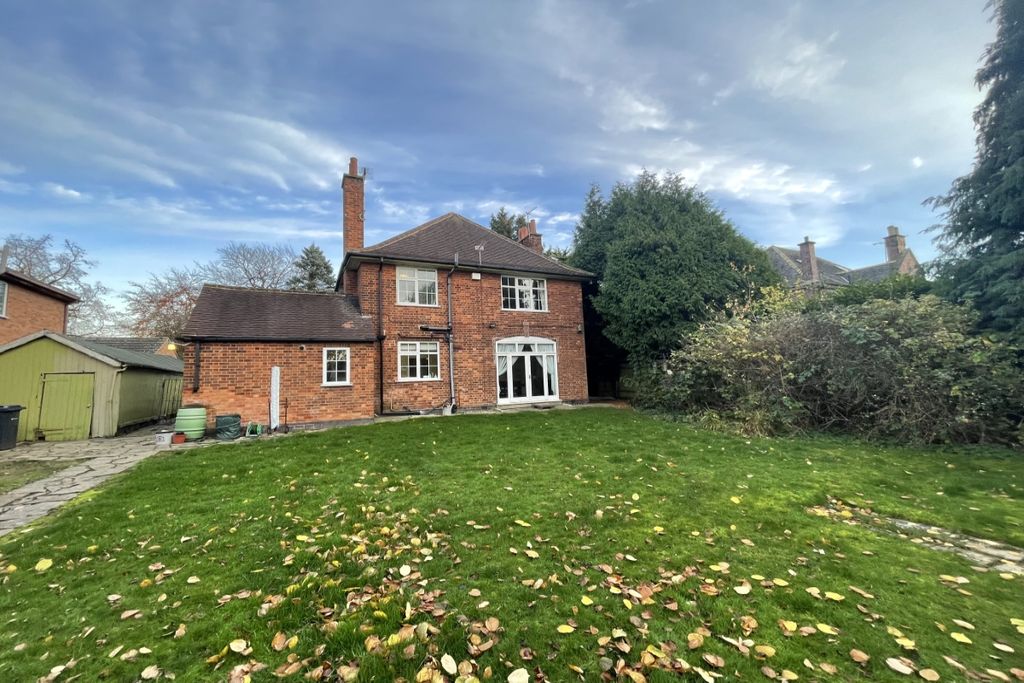 Property photo 1 of 13 Main Page