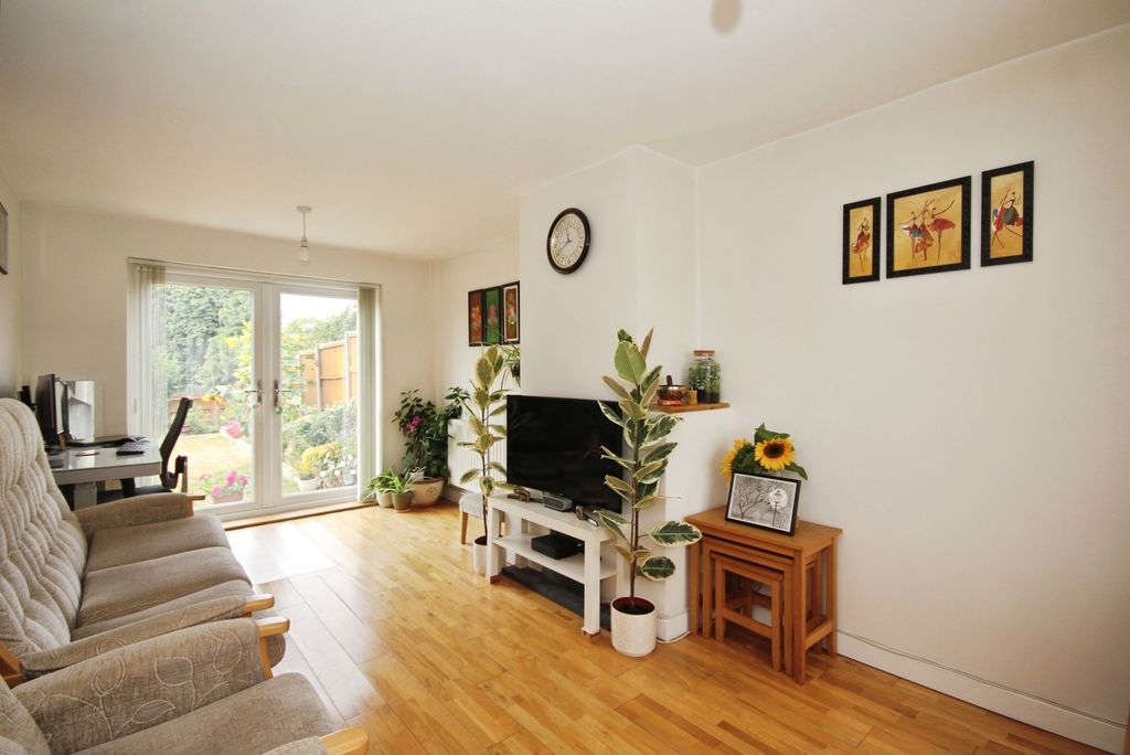 Property photo 2 of 14 Pbox-Img.Jpg