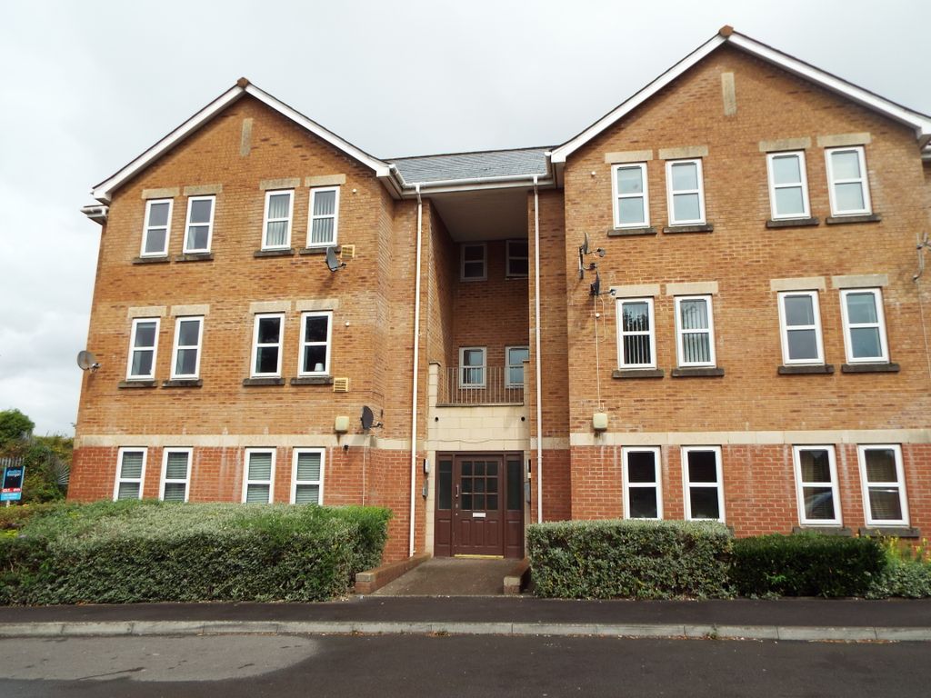 Property photo 1 of 16 External
