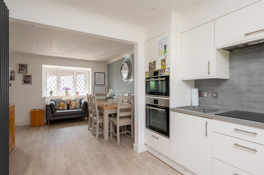 Property photo 3 of 17 Kitchen Dining