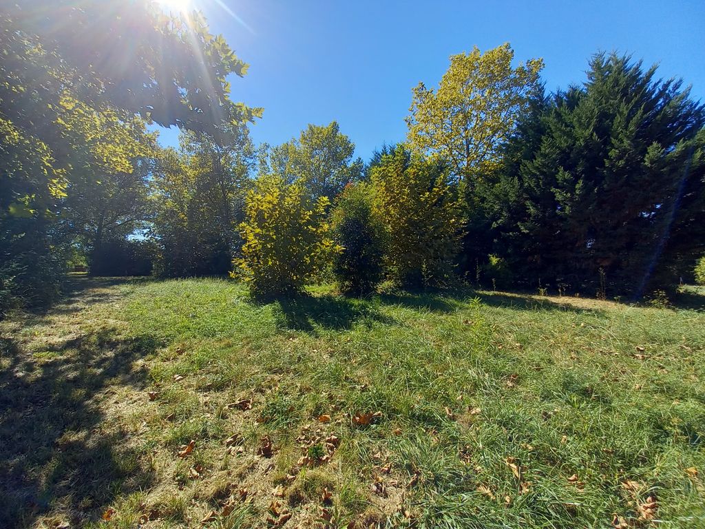 Property photo 3 of 3