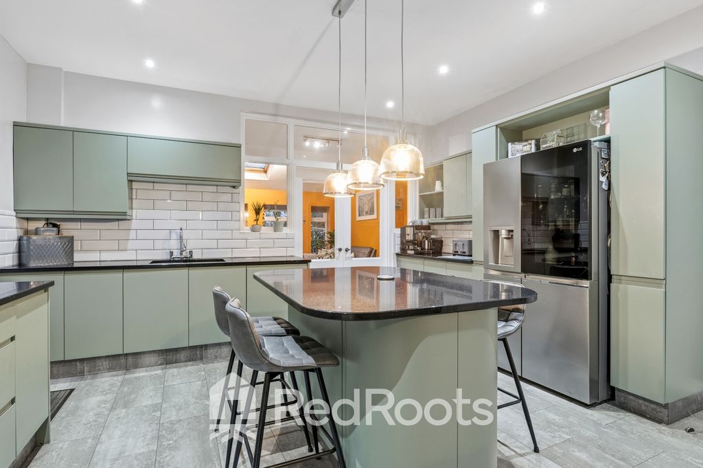 Property photo 3 of 17 4671125