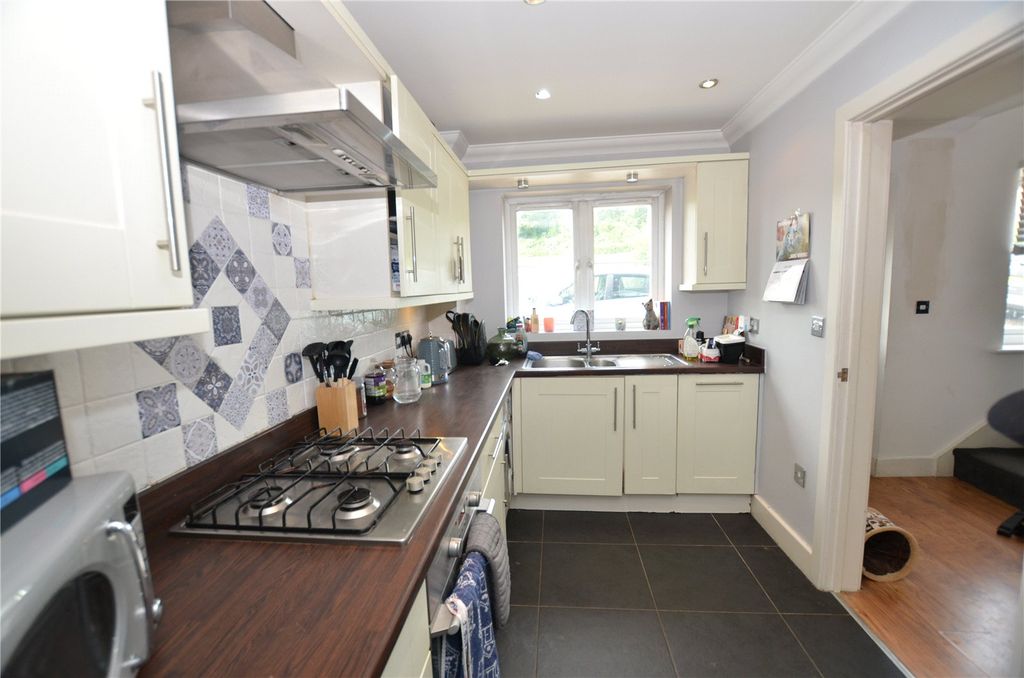 Property photo 2 of 10 Picture No. 05