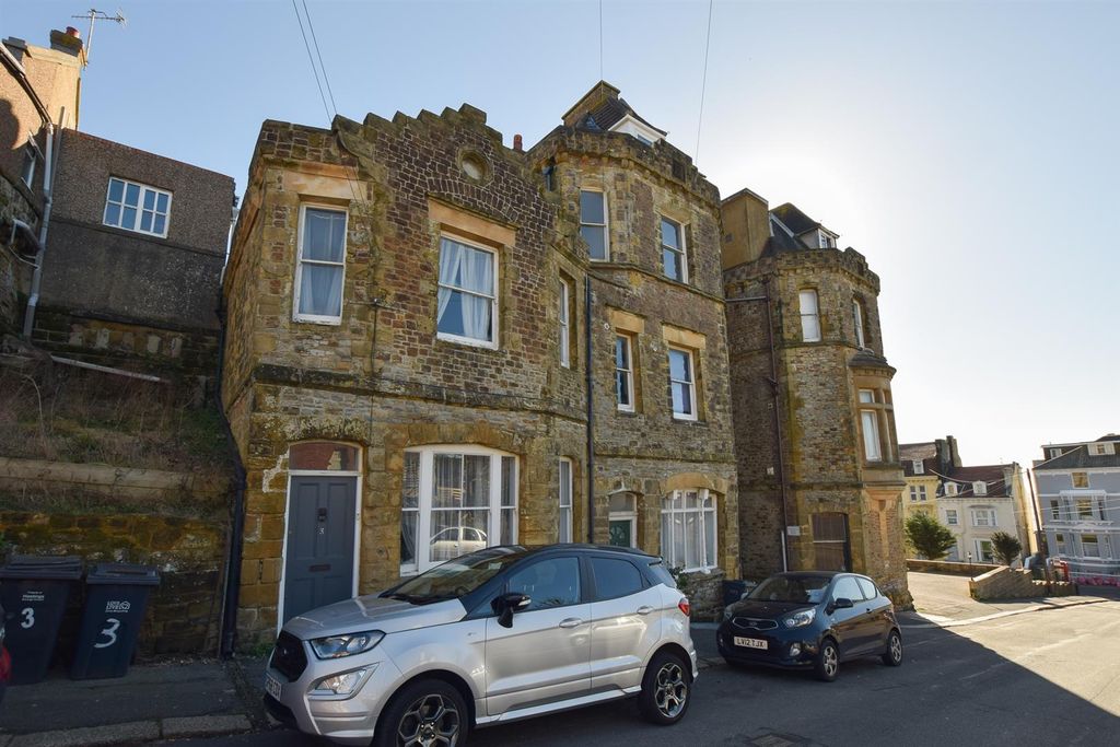 Property photo 2 of 11 Front Elevation