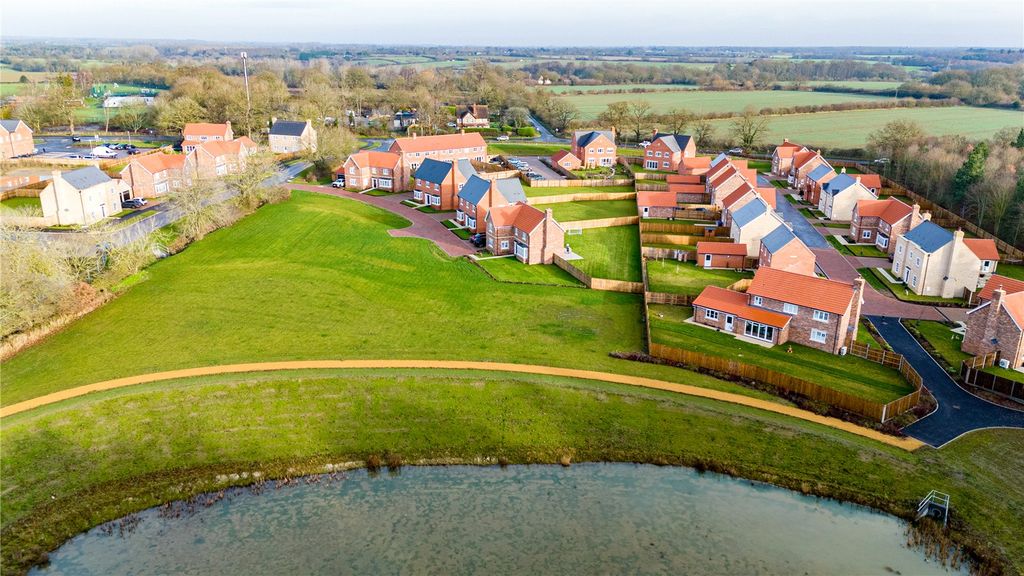 Property photo 3 of 26 Picture 3