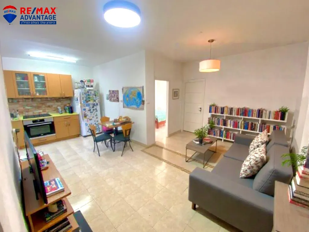 Property photo 1 of 7