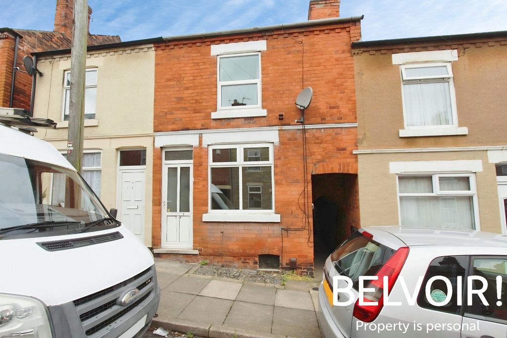 Property photo 1 of 8