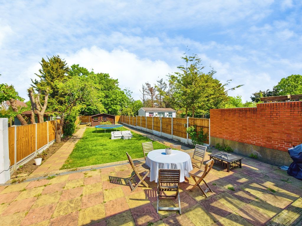 Property photo 1 of 21 Garden