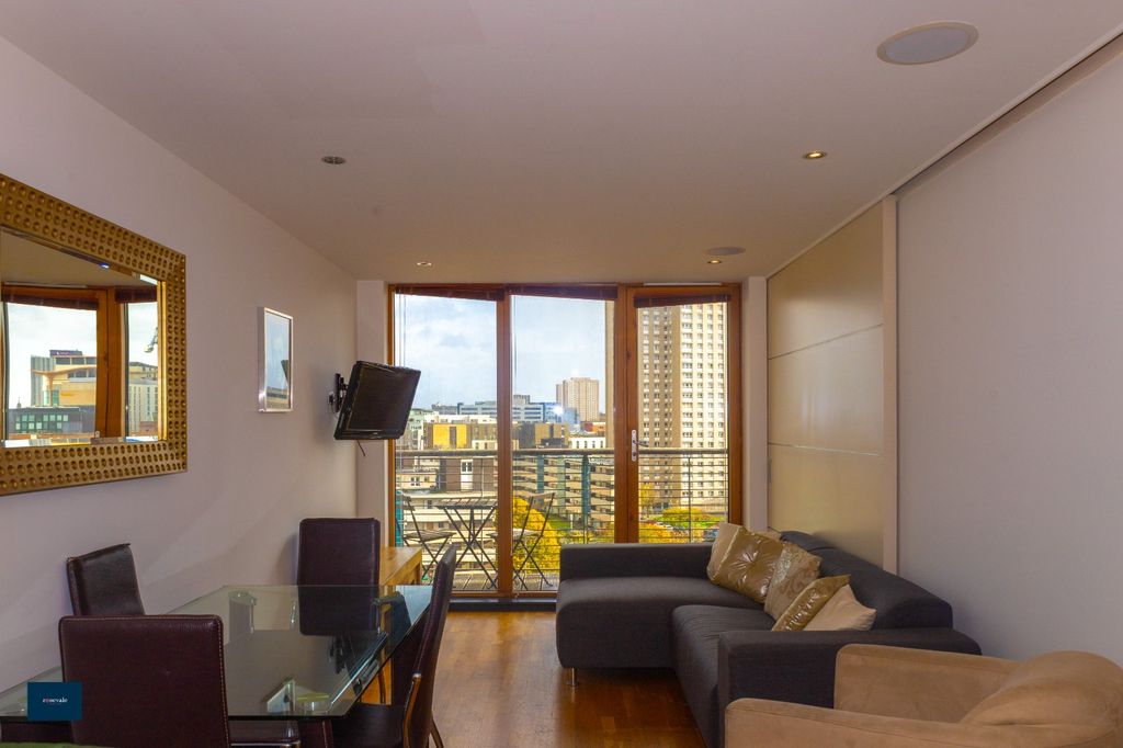 Property photo 2 of 15 Photo 2