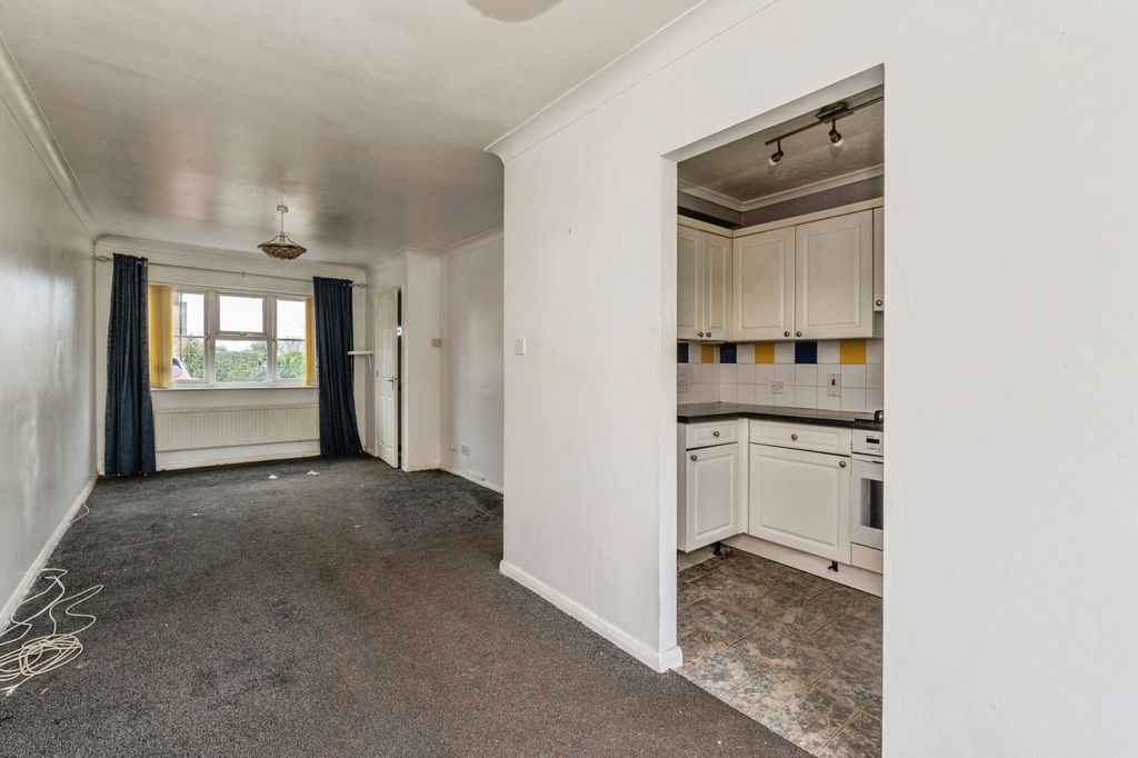 Property photo 3 of 16 Pbox-Img.Jpg