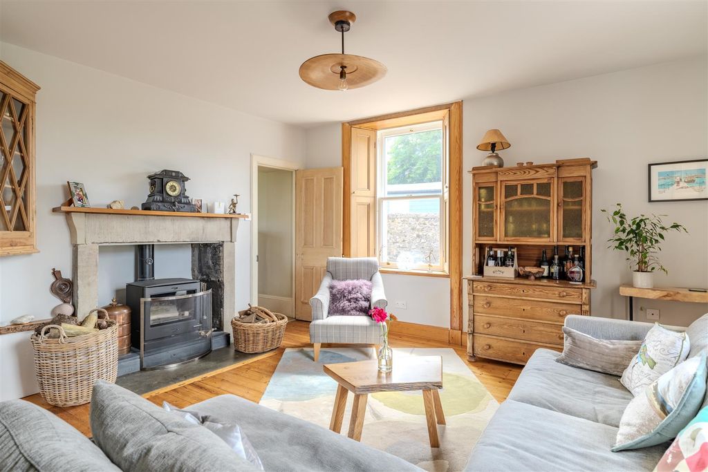 Property photo 3 of 33 Dunera-05.Jpg