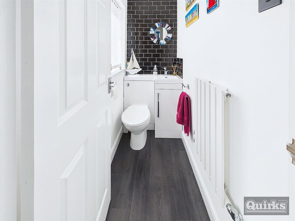 Property photo 3 of 15 Cam02342G0-Pr0086-Still002.Jpg