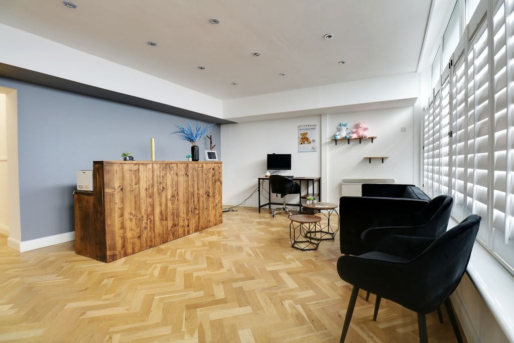 Property photo 1 of 14 5064240