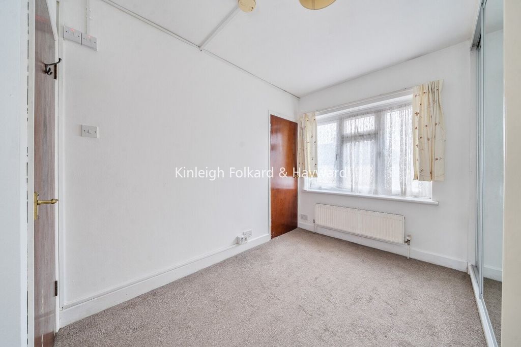 Property photo 2 of 11 Picture No. 06