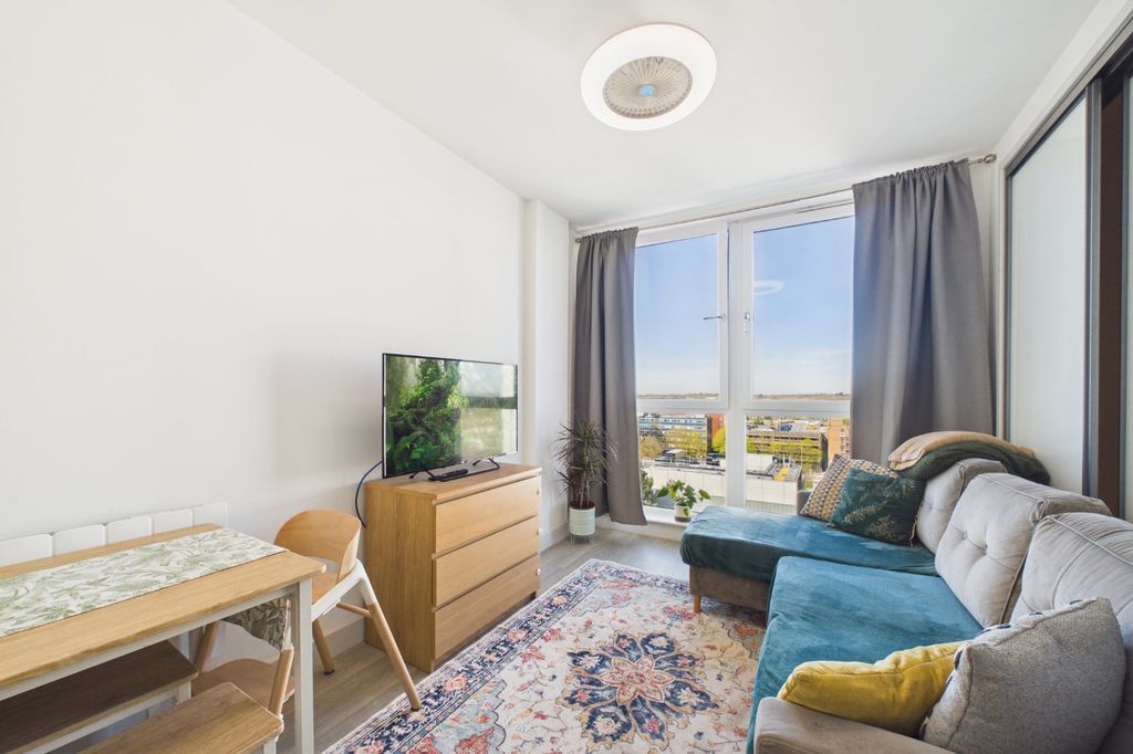 Property photo 2 of 5 Picture No. 06