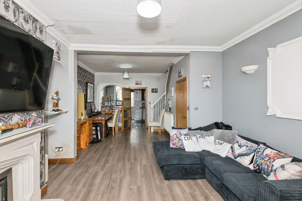 Property photo 3 of 15 Image 3