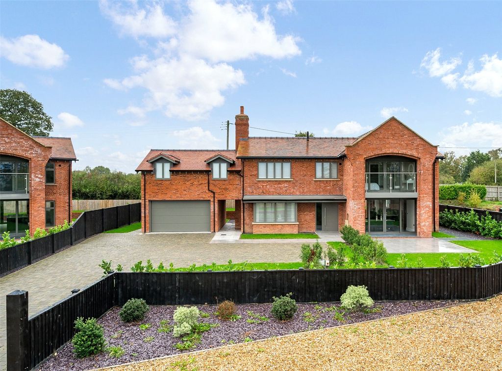 Property photo 1 of 24 External