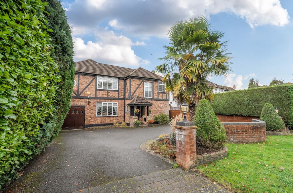 Property photo 3 of 25 1380427-26-691383...