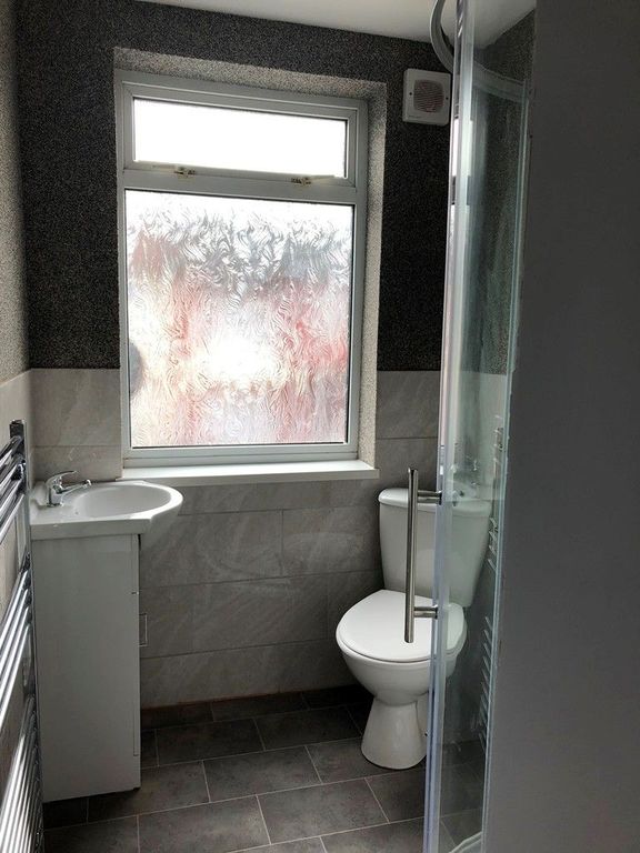 Property photo 2 of 3