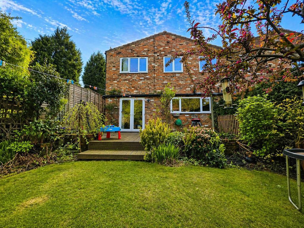 Property photo 1 of 24 Outside