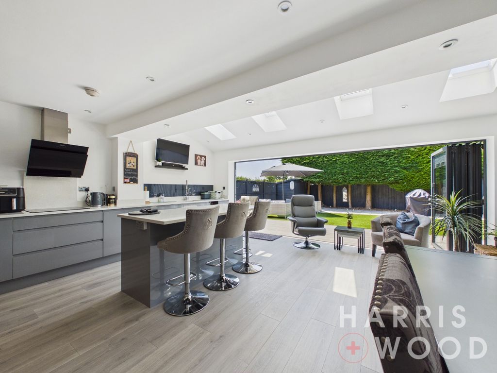 Property photo 3 of 25 5272083
