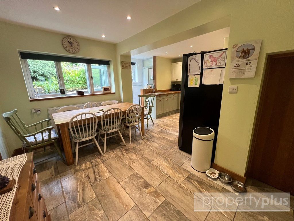 Property photo 3 of 32 Picture No. 20