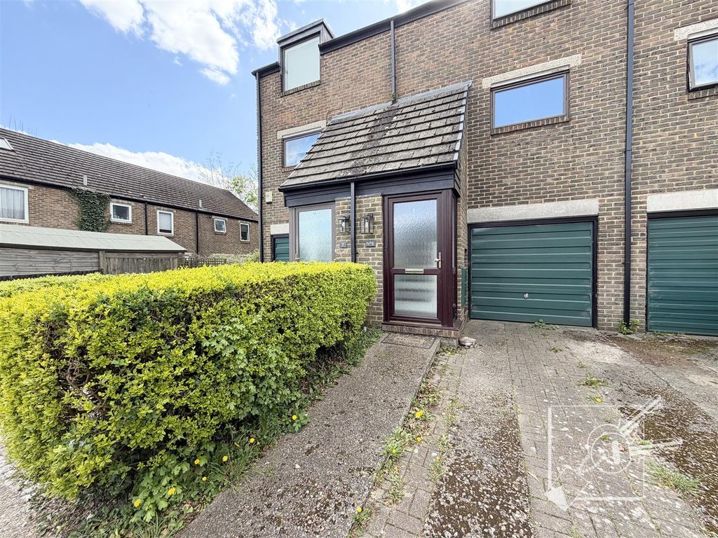 Property photo 1 of 19 External