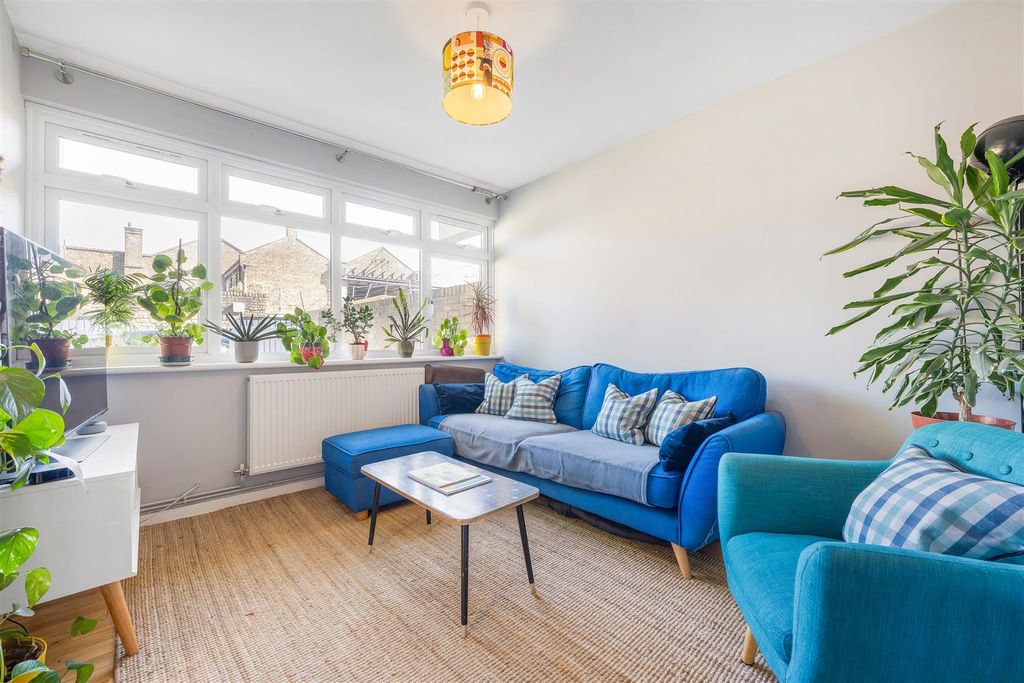 Property photo 2 of 12 William Brown Court-8.Jpg