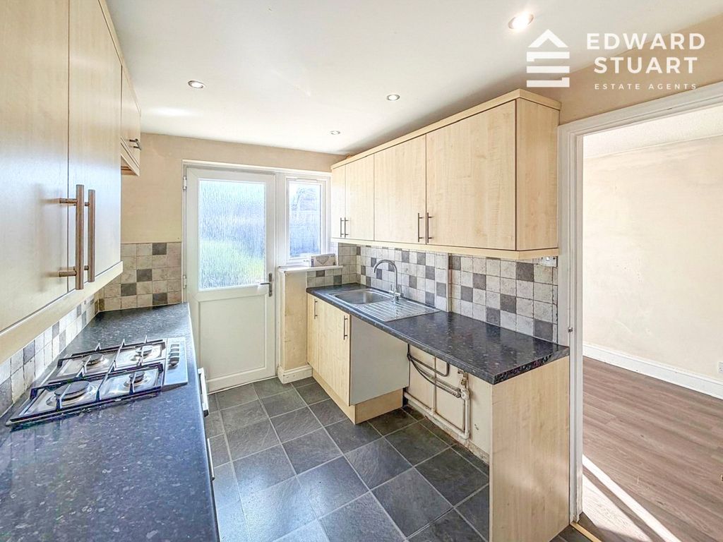 Property photo 2 of 15 Picture No. 08